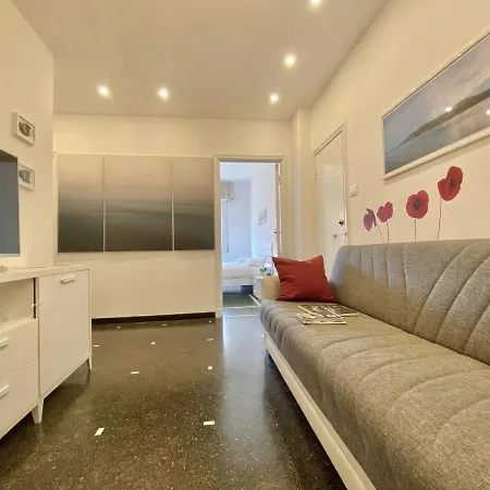 Apartment Casaviva - Comfy Bilo In The Heart Of Rapallo