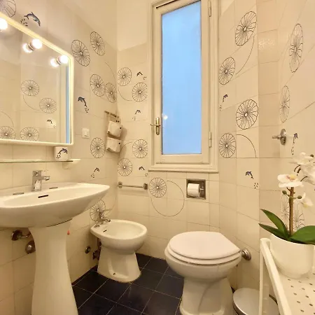 Apartment Casaviva - Comfy Bilo In The Heart Of Rapallo